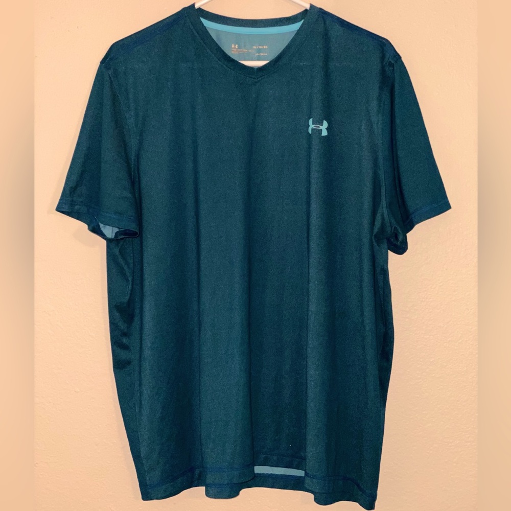 Activewear Underarmour Shirt